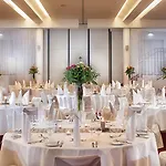 Radisson Blu Park Hotel & Conference Centre