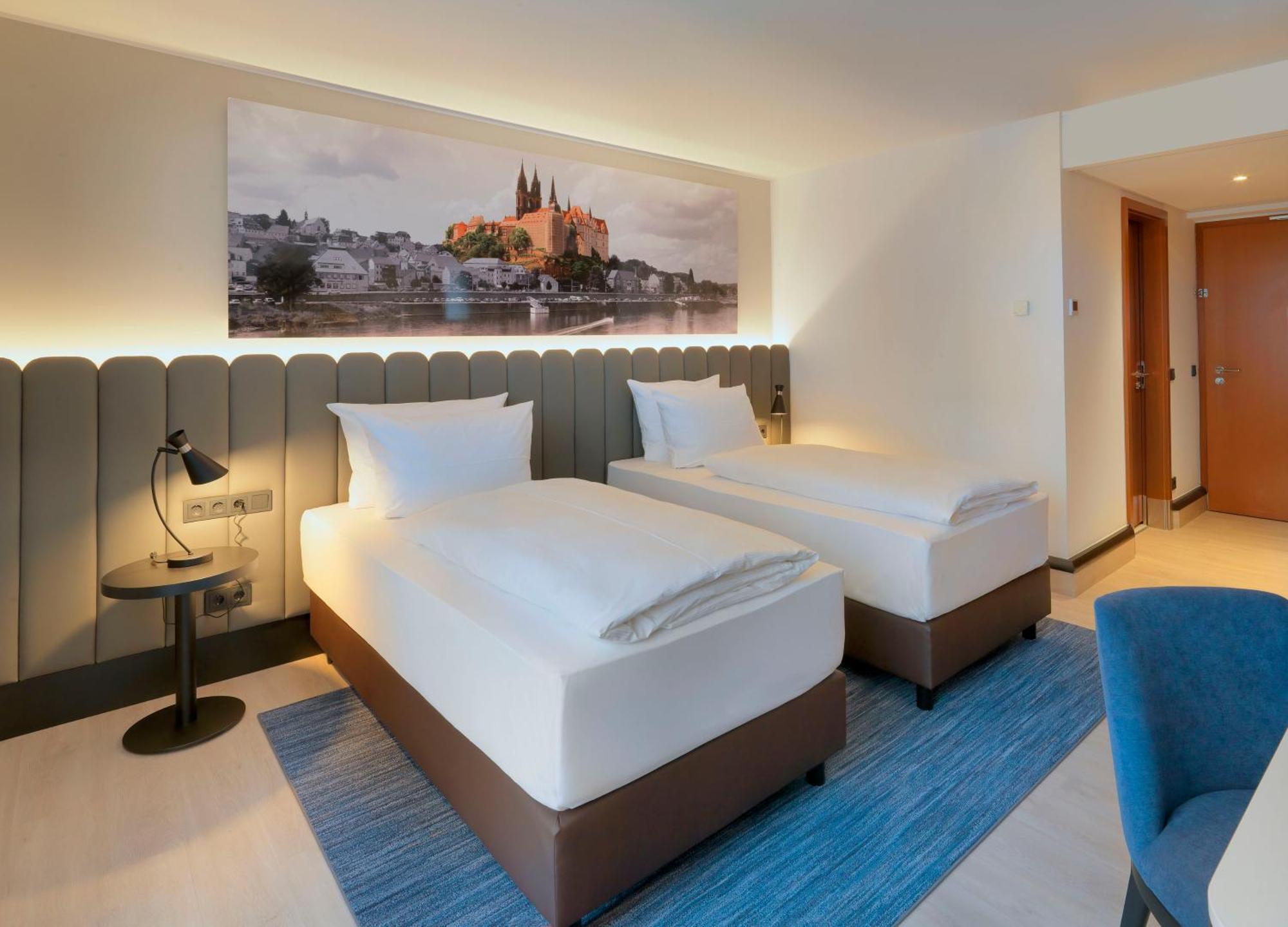 Radisson Blu Park & Conference Centre Hotel 4*
